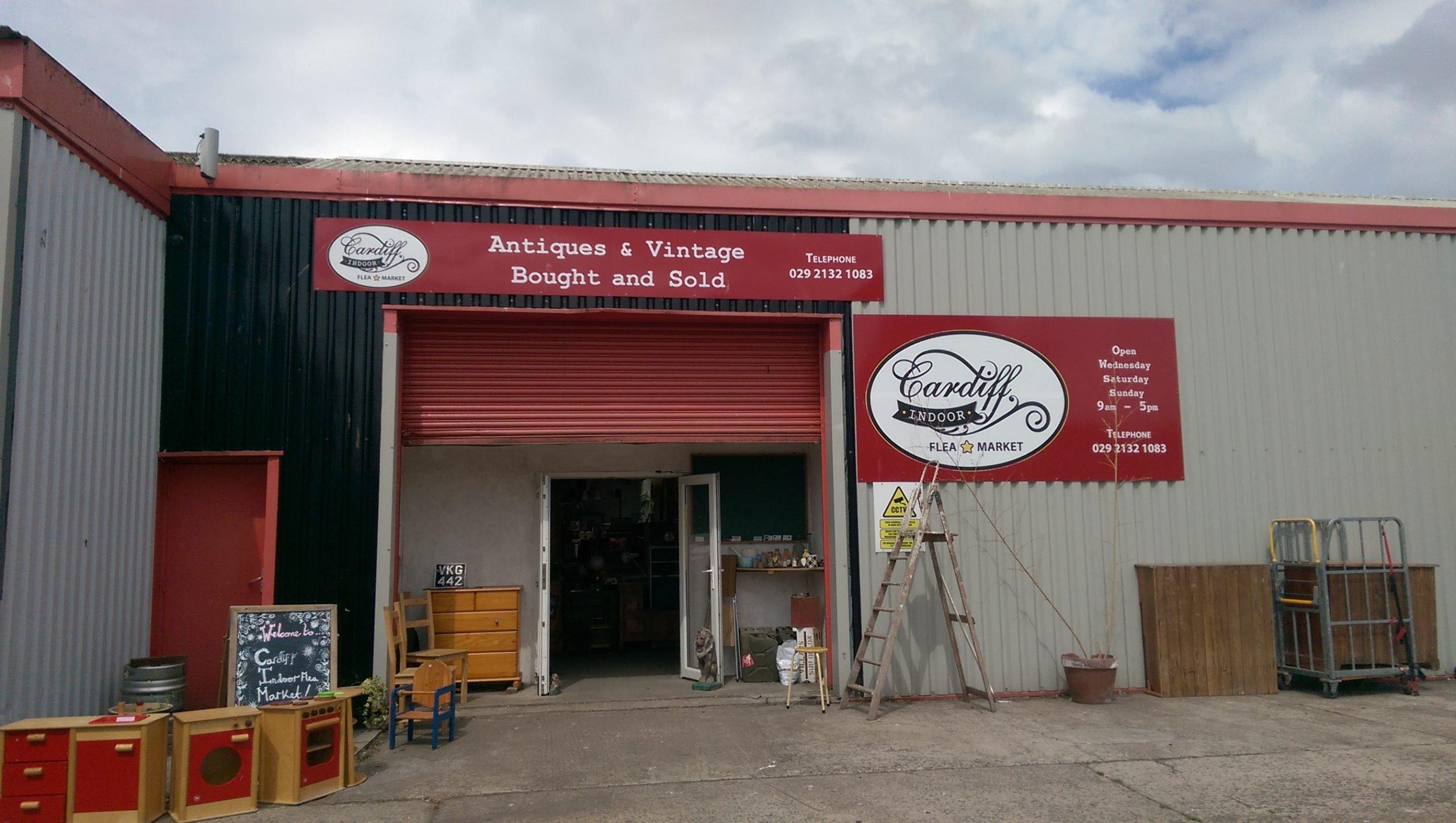 🛍️ 카디프 실내 벼룩시장 (카디프 인도어 플리 마켓)