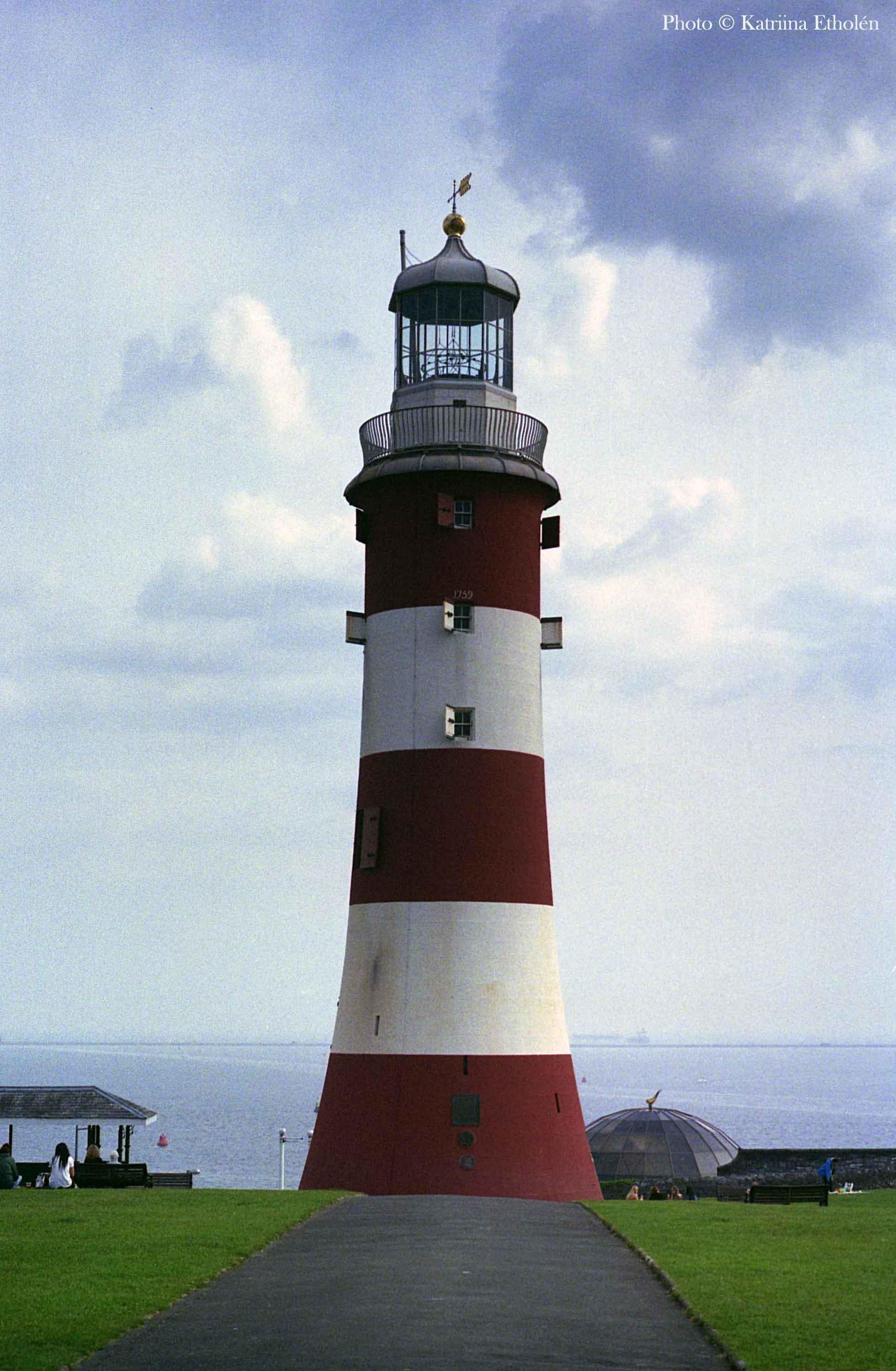 등실 내부 창문 또는 렌즈 근처