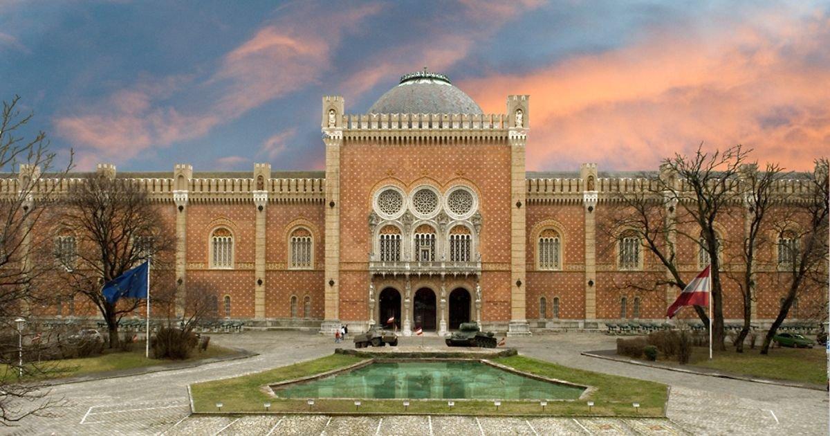 🏛️ 군사 역사 박물관(헤레스게쉬히틀리헤스 무제움)