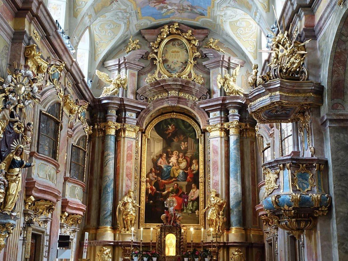 ⛪ 안나 교회(아나키르헤)