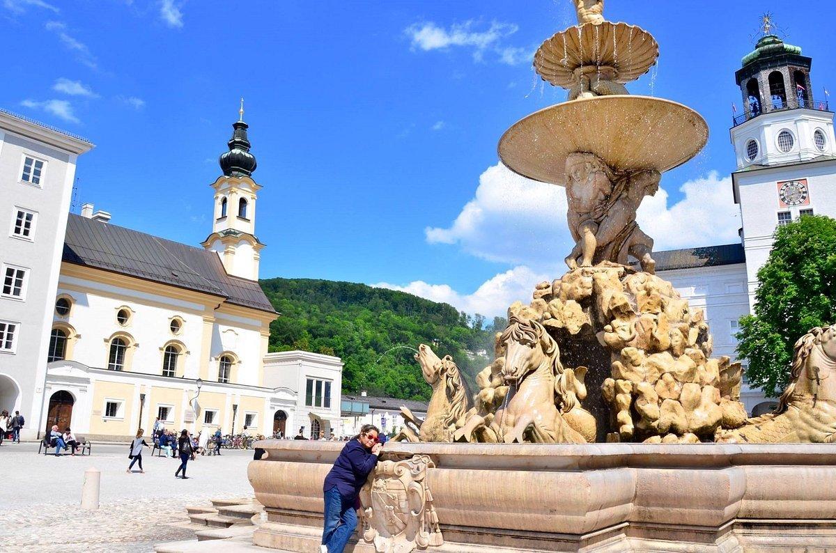 레지덴츠 분수 앞