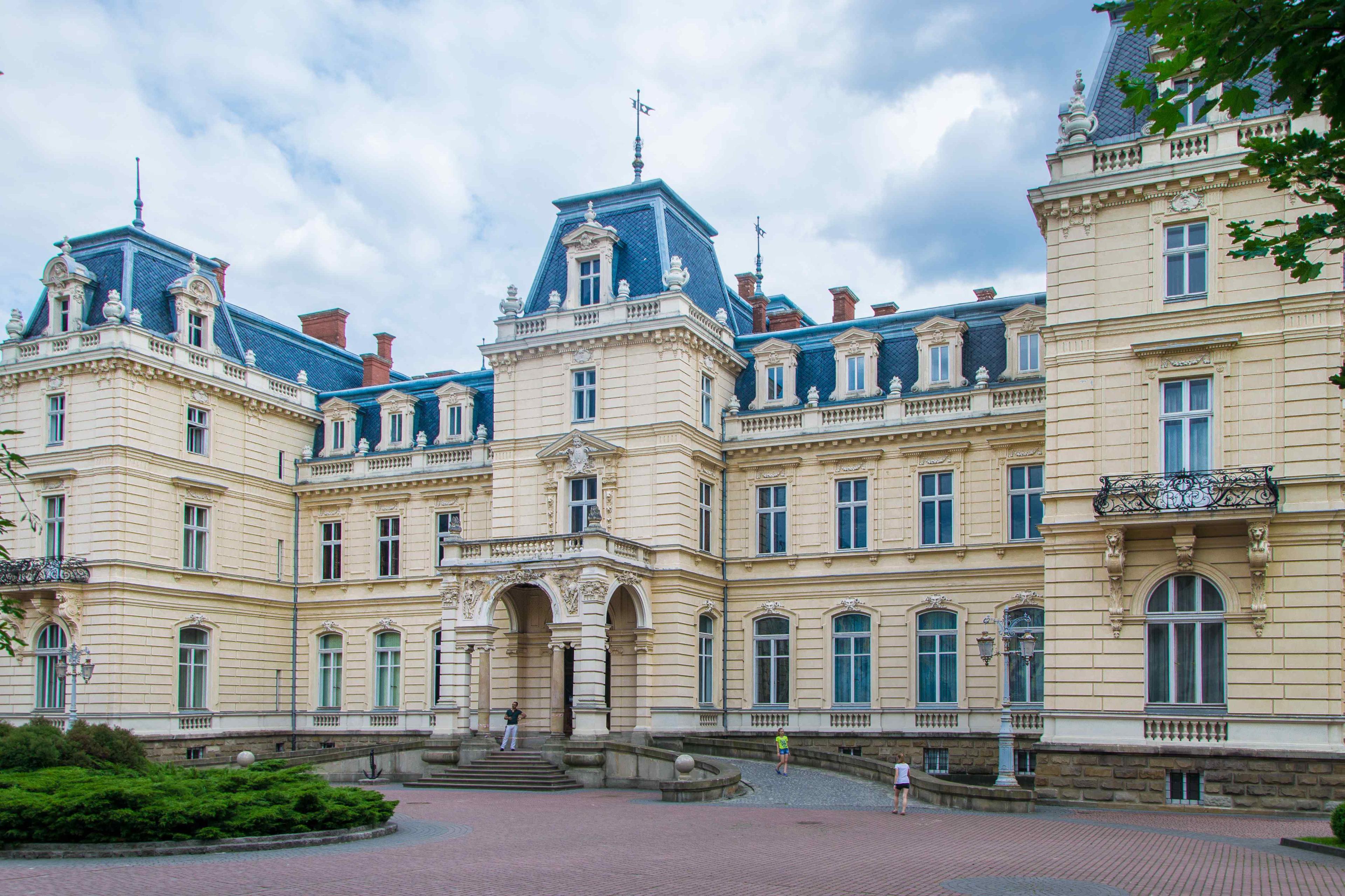 🏛️ 포토츠키 궁전 (팔라츠 포토츠키흐)