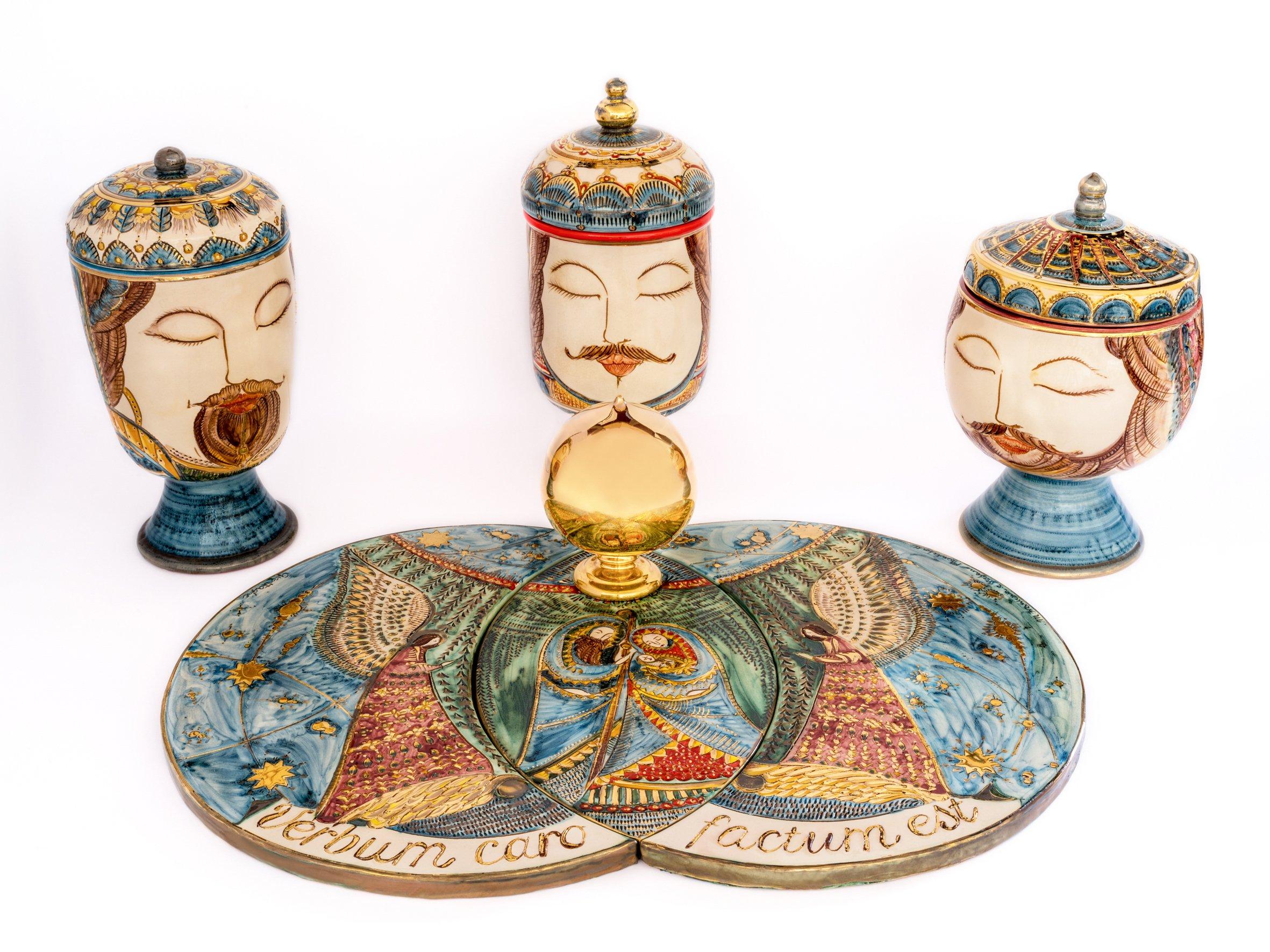 도자기로 만들어진 프레세페 작품