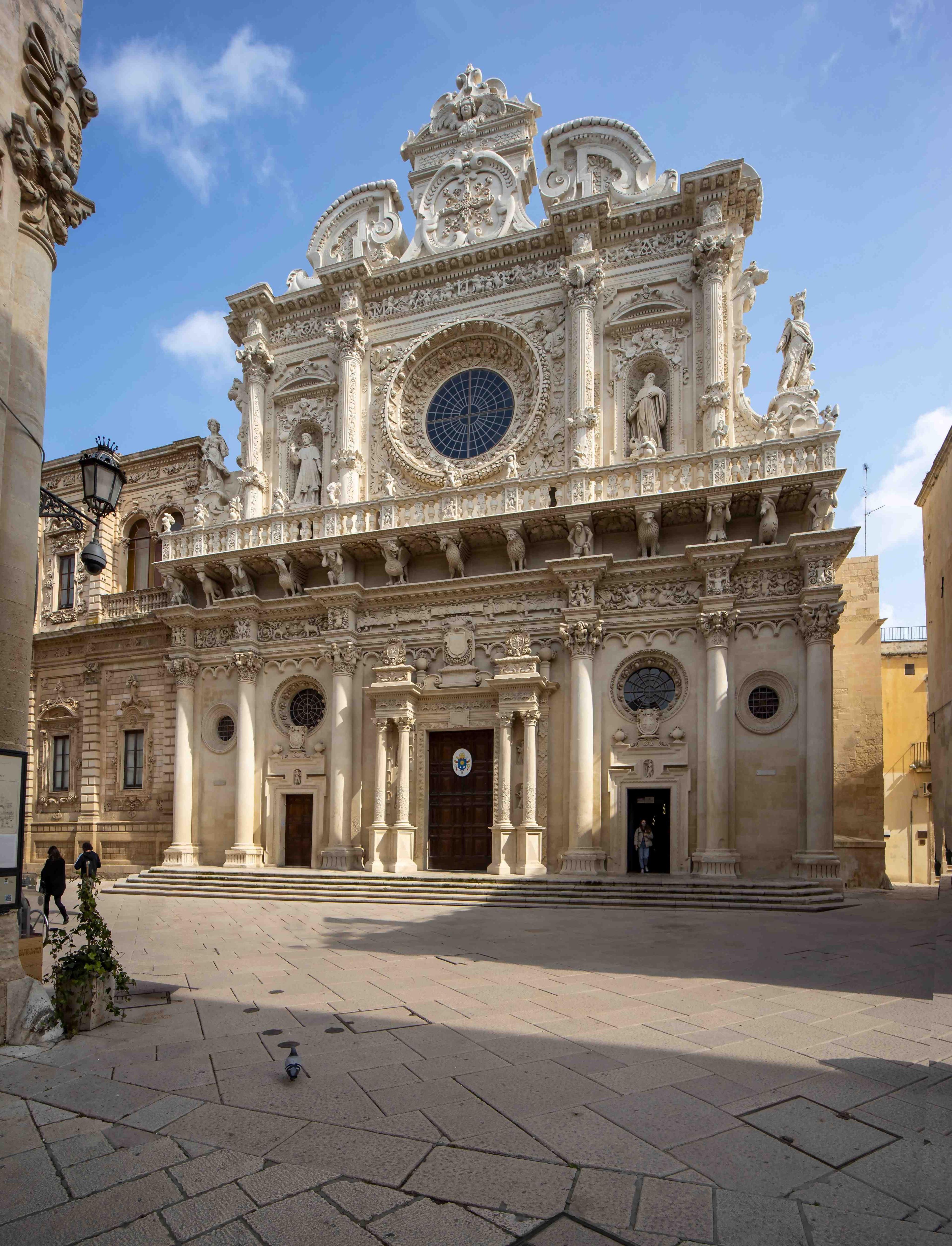 ⛪ 성 십자가 성당 (바실리카 디 산타 크로체)