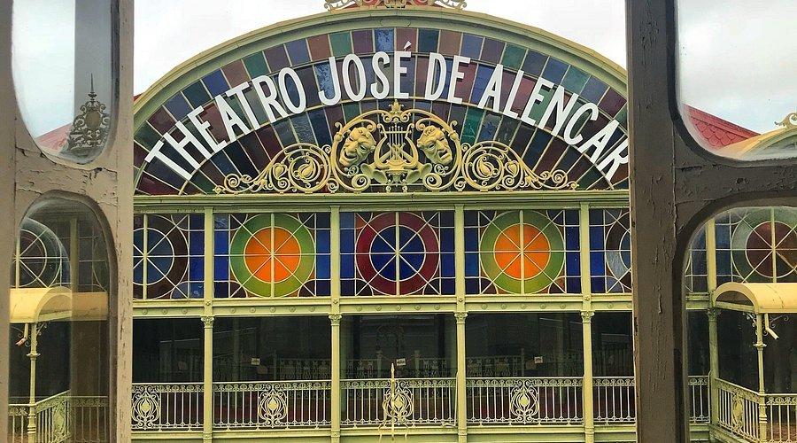 🎭 세르비 극장 (테아트로 데 세르비)