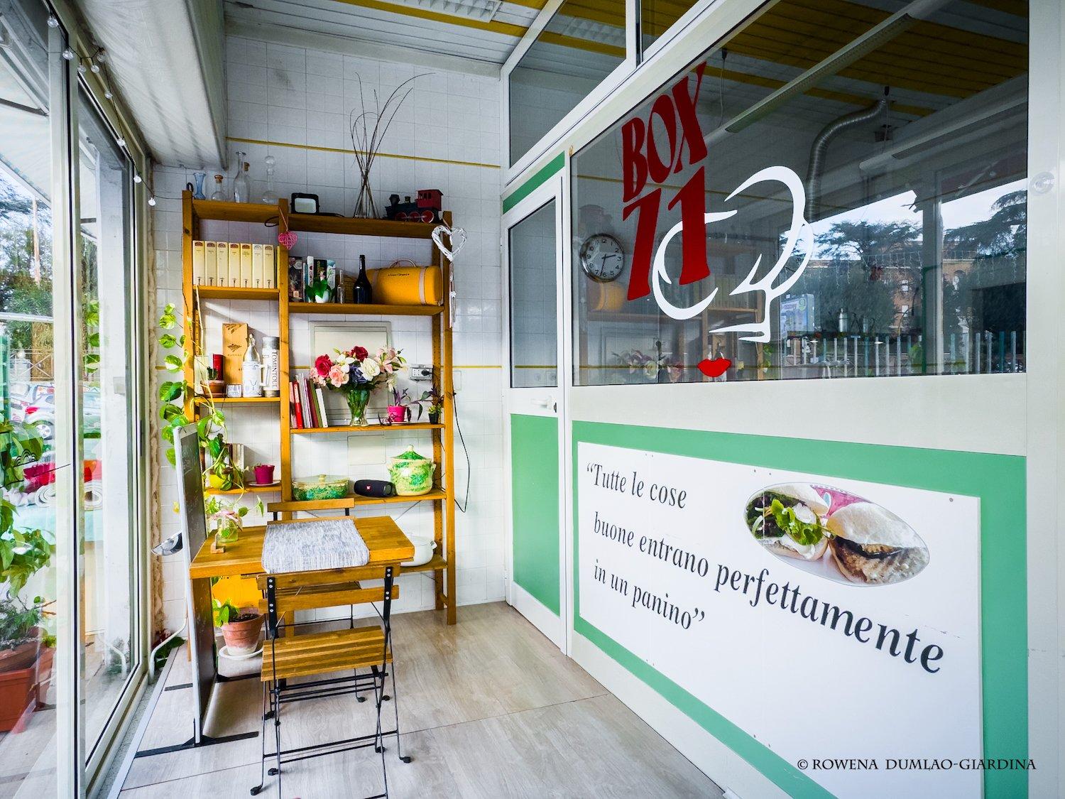 음식 가판대 및 식당가