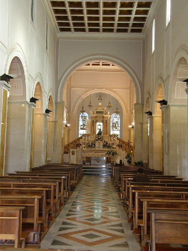 ⛪ 성안의 얼굴 대성당 (바실리카 델 볼토 산토)