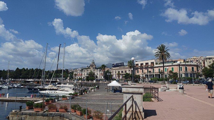 🏞️ 메시나 해안 산책로(파세자타 아 마레 메시나)