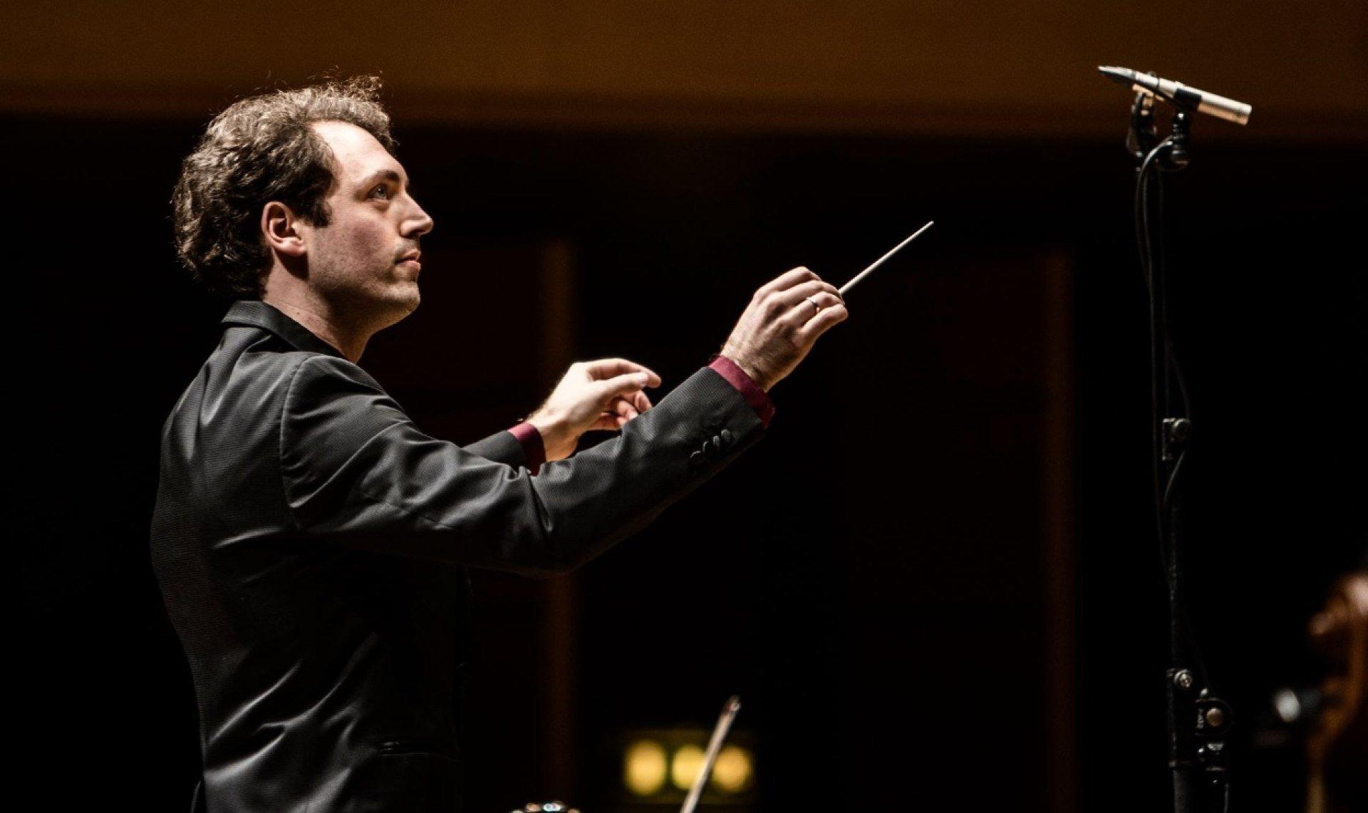 이 포메리지 무지칼리 오케스트라 공연 모습