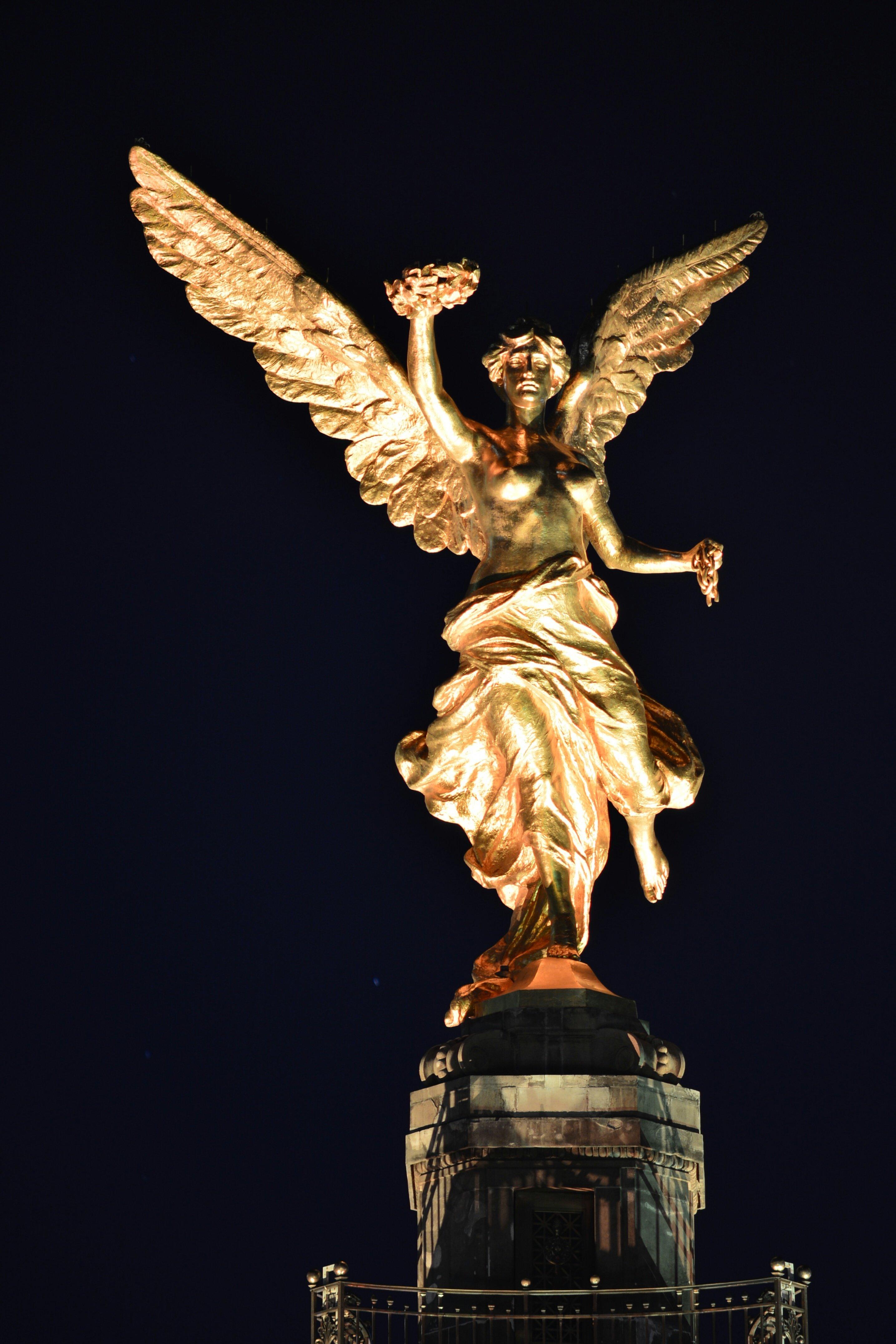 🏛️ 승리 기념비 (몬누멘토 알라 비토리아)