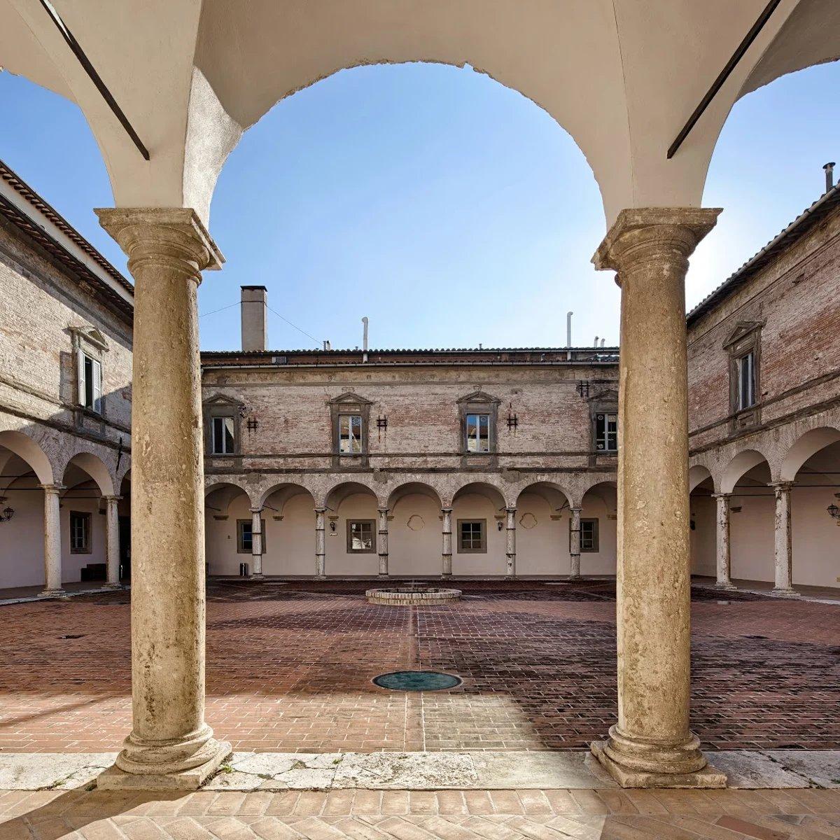 ⛪ 산 피에트로 수도원 (아바치아 디 산 피에트로)
