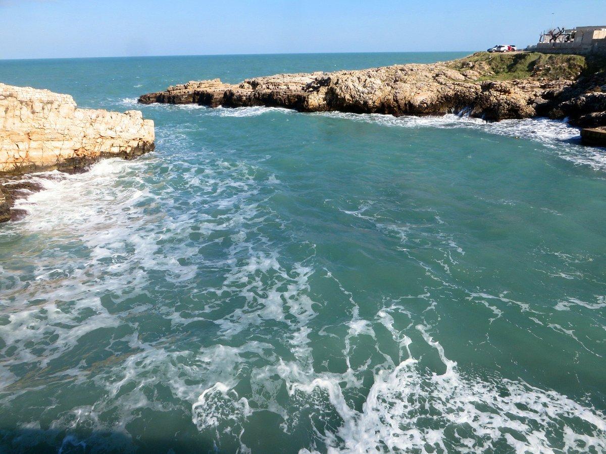 🏖️ 칼라 파우라 해변(리도 칼라 파우라)