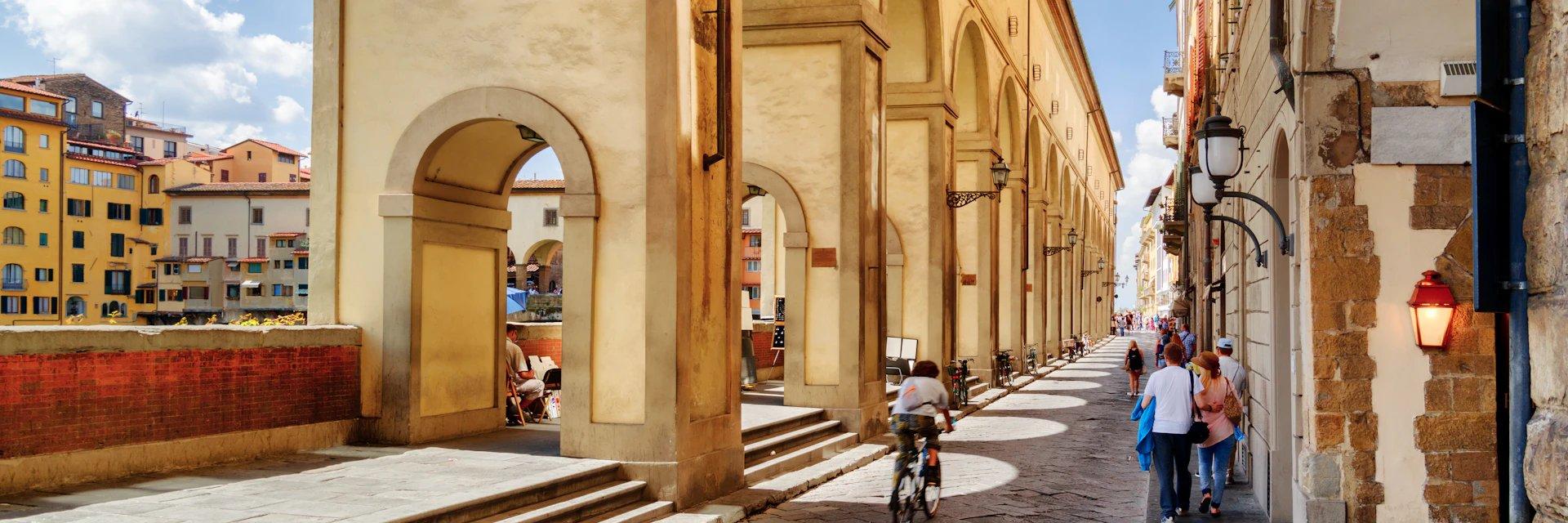 🏛️ 바사리 복도(코리도이오 바사리아노)