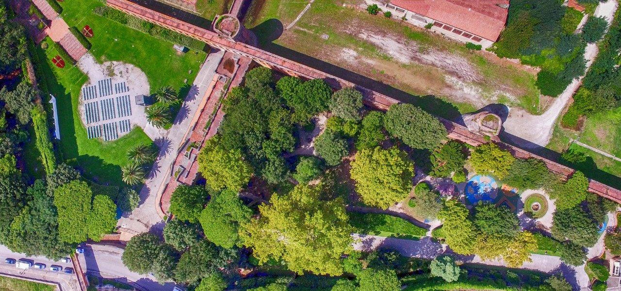 스코토 정원의 여름 야외 행사 모습