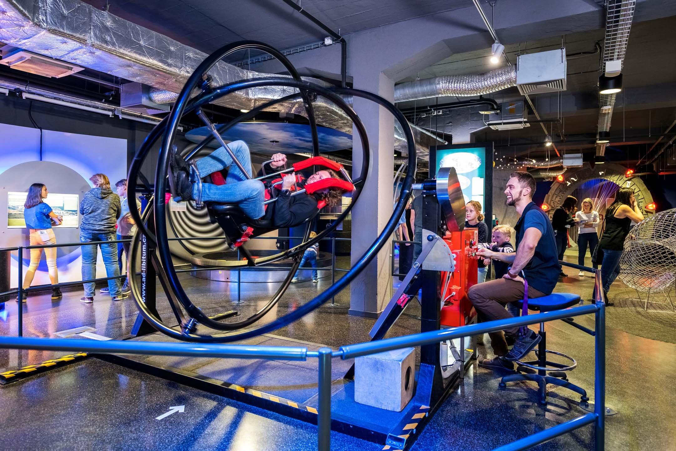 🔬 아이큐란디아 (iQLANDIA)