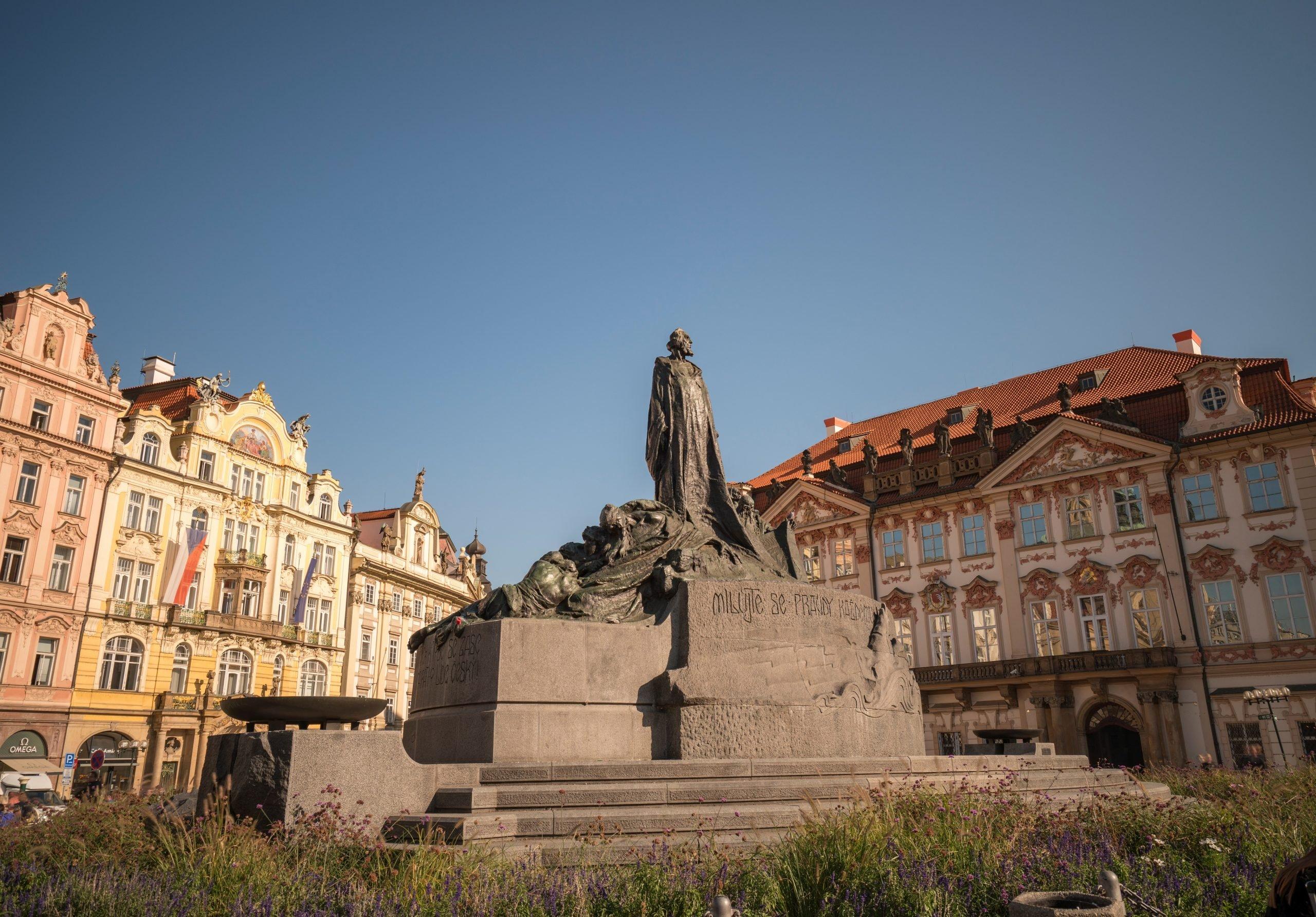 🗿 얀 후스 기념비(파마트니크 야나 후사)