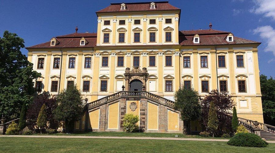 🏰 체르베니 흐라데크 성(자메크 체르베니 흐라데크)