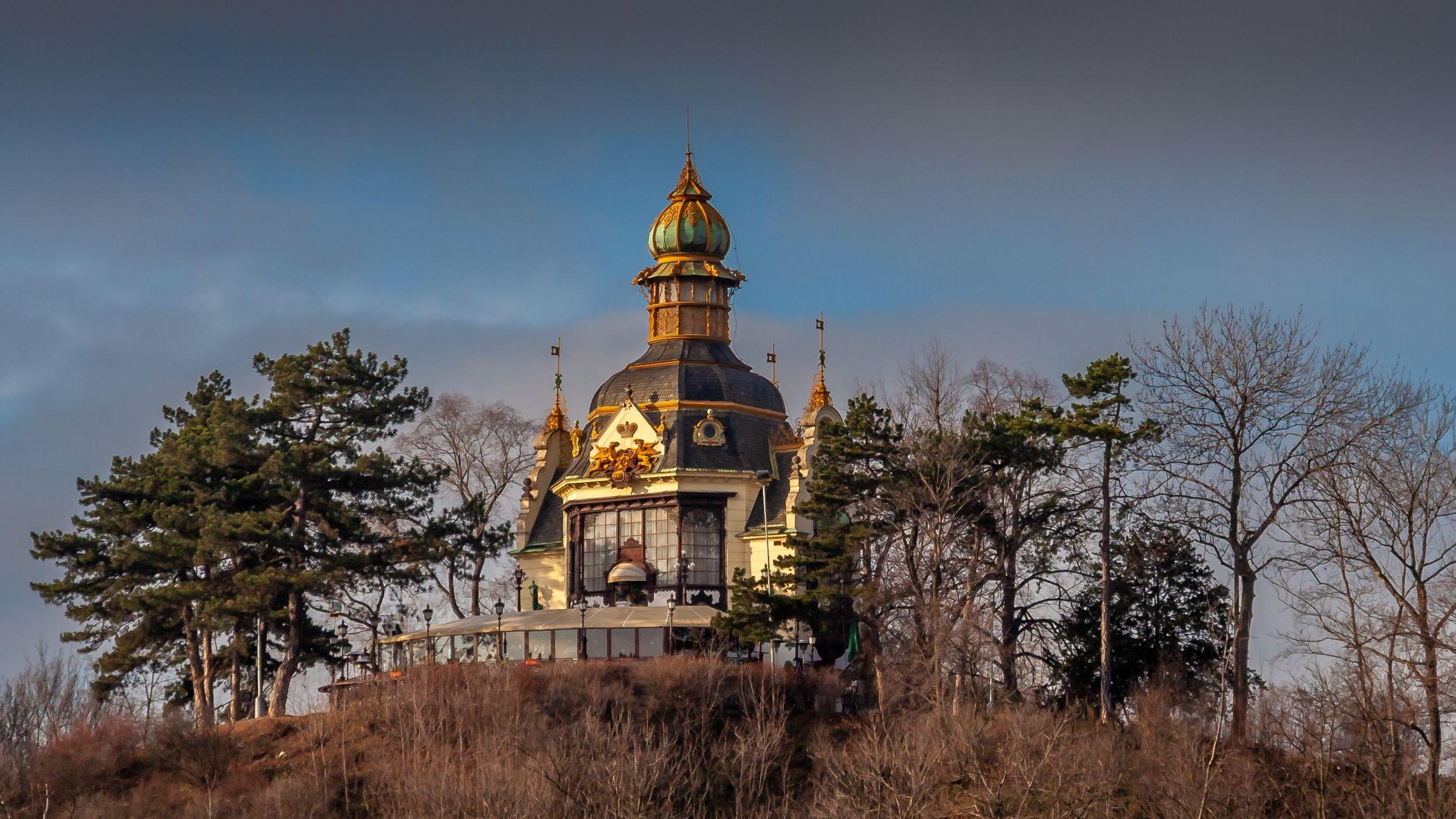 하나프스키 파빌리온 근처
