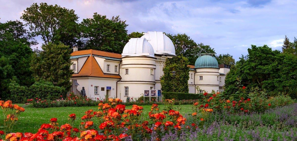 🔭 슈테파니크 천문대 (Štefánikova hvězdárna)