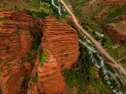 🏛️ 올شانی 묘지(올샨스케 흐르주비토비)