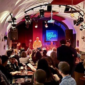 🎸 재즈 리퍼블릭