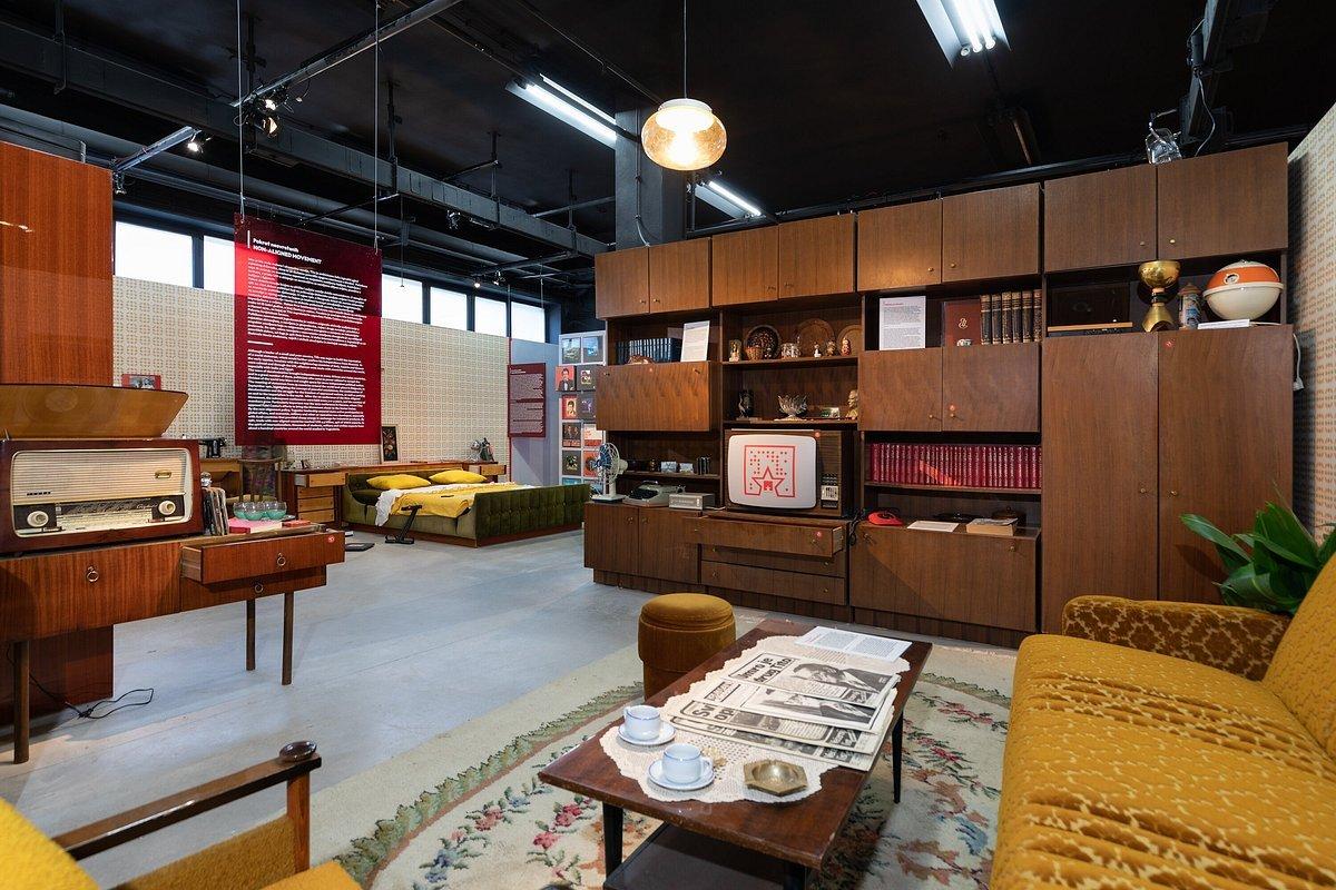 🏛️ 붉은 역사 박물관(레드 히스토리 뮤지엄)