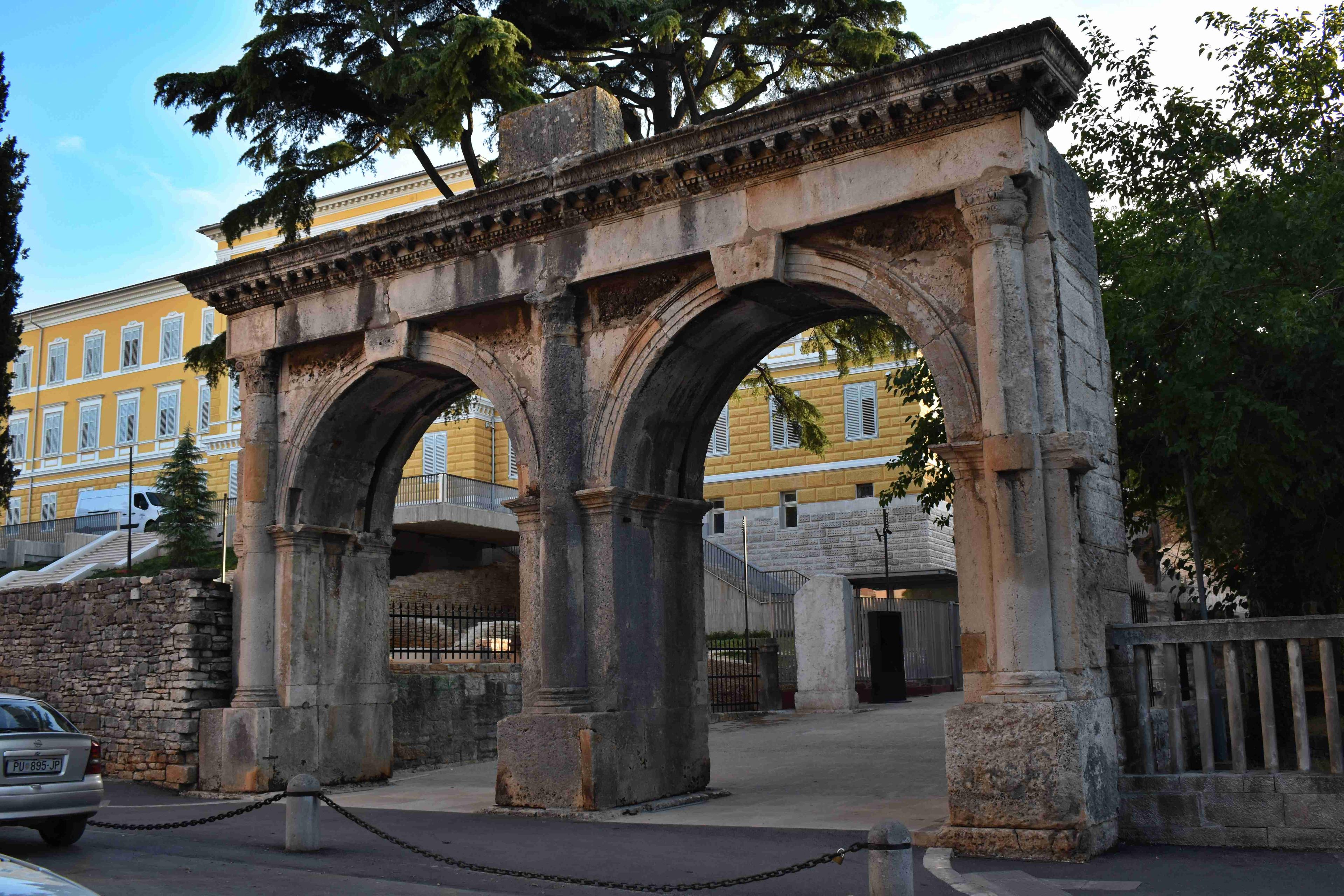 풀라, 크로아티아