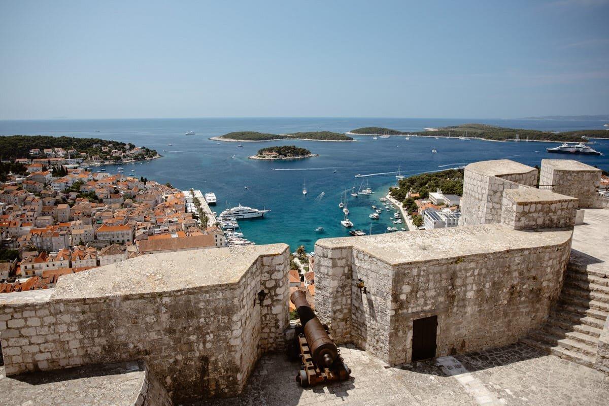 흐바르, 크로아티아