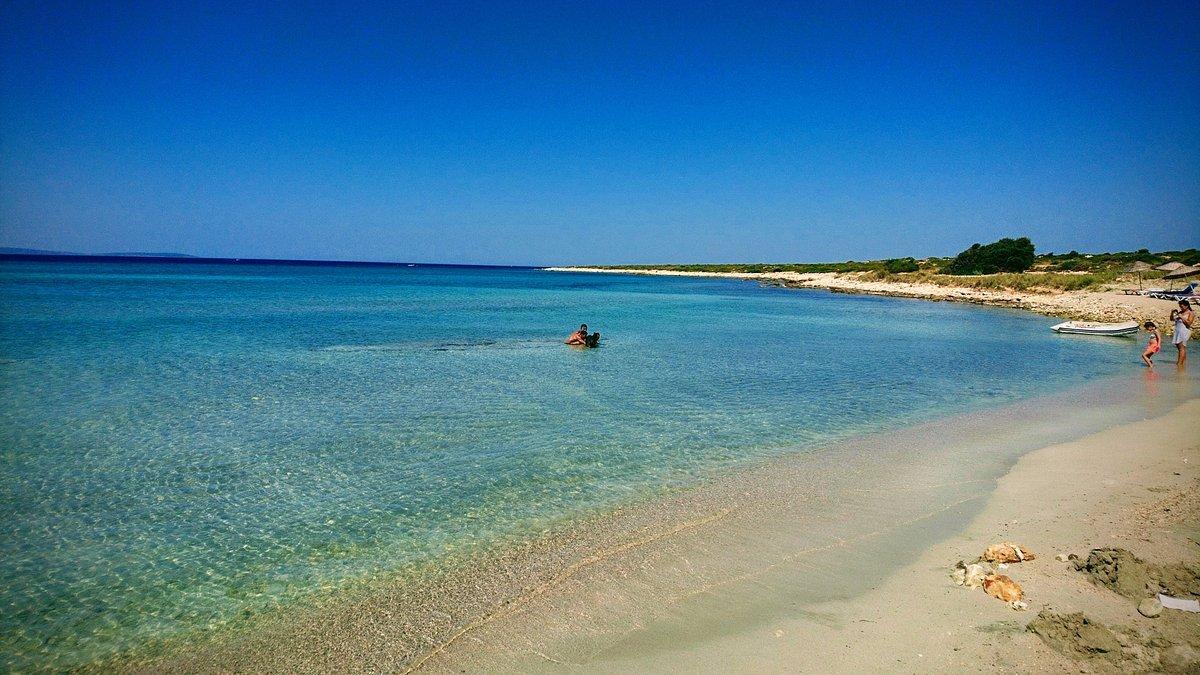 🏖️ 수도원 만(마나스트르 코유)
