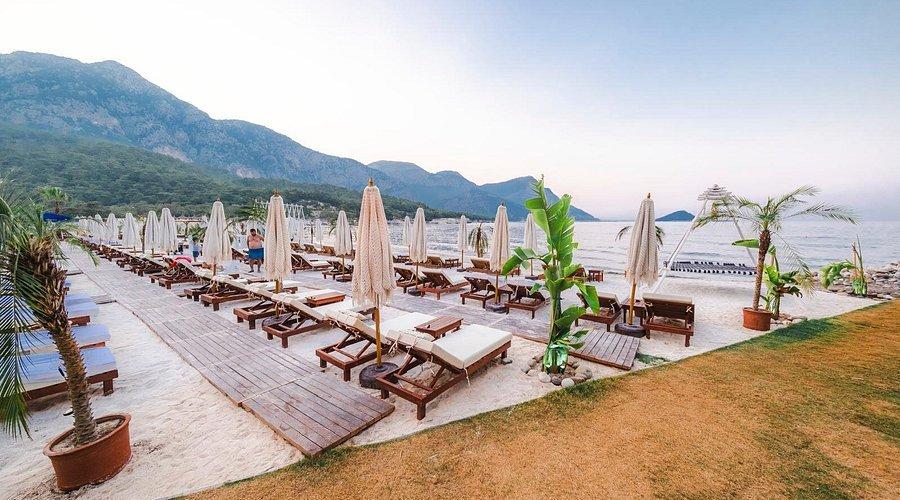 🏖️ 써플 비치 클럽 (Supple Beach Club)