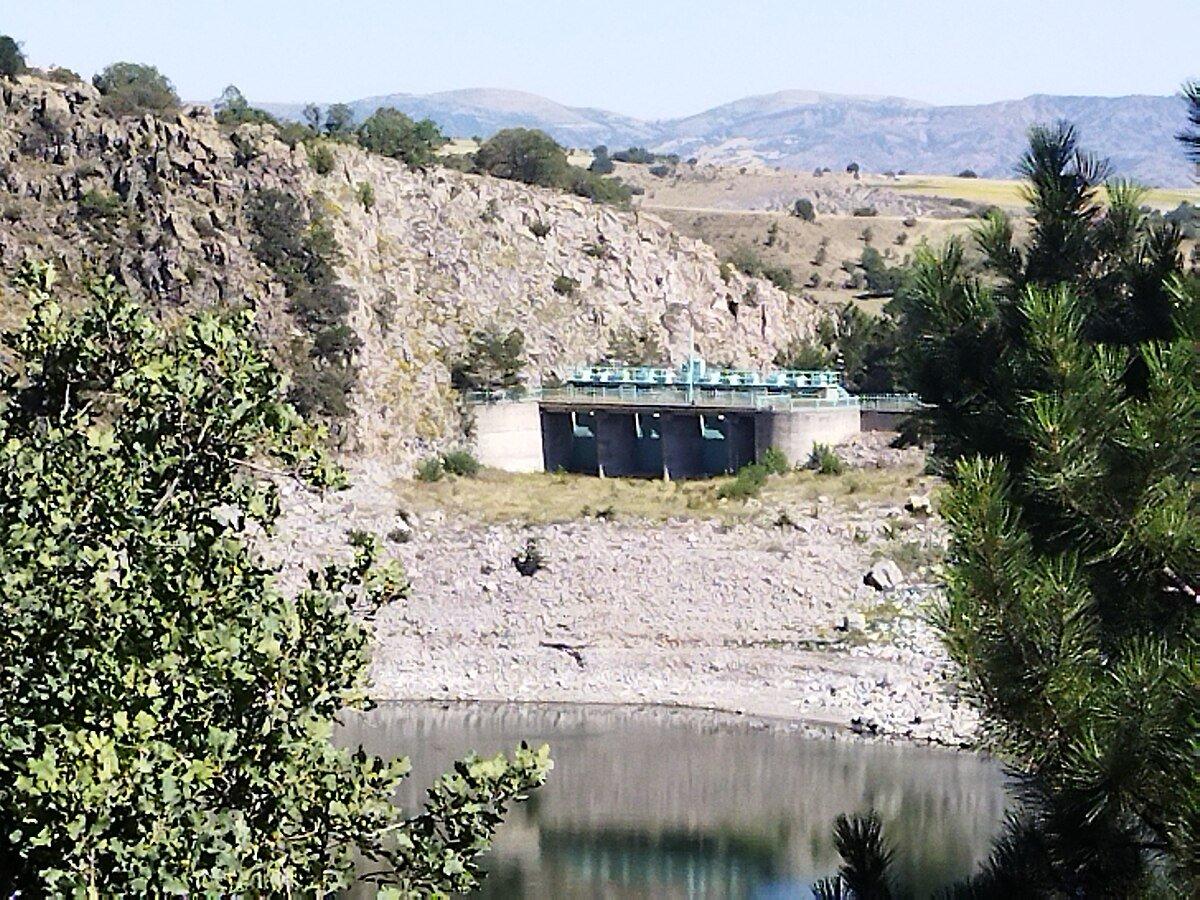 🏞️ 쿠르트보아즈 댐 (쿠르트보아즈 바라즈)