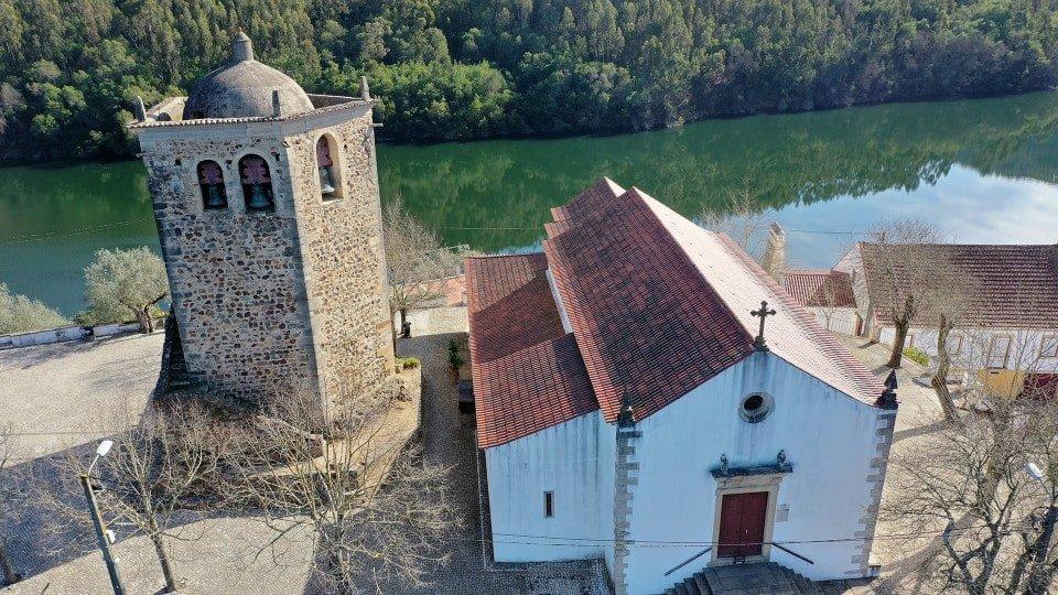 🏰 템플 기사단 탑(토흐 템플라리아 드 도르느스)