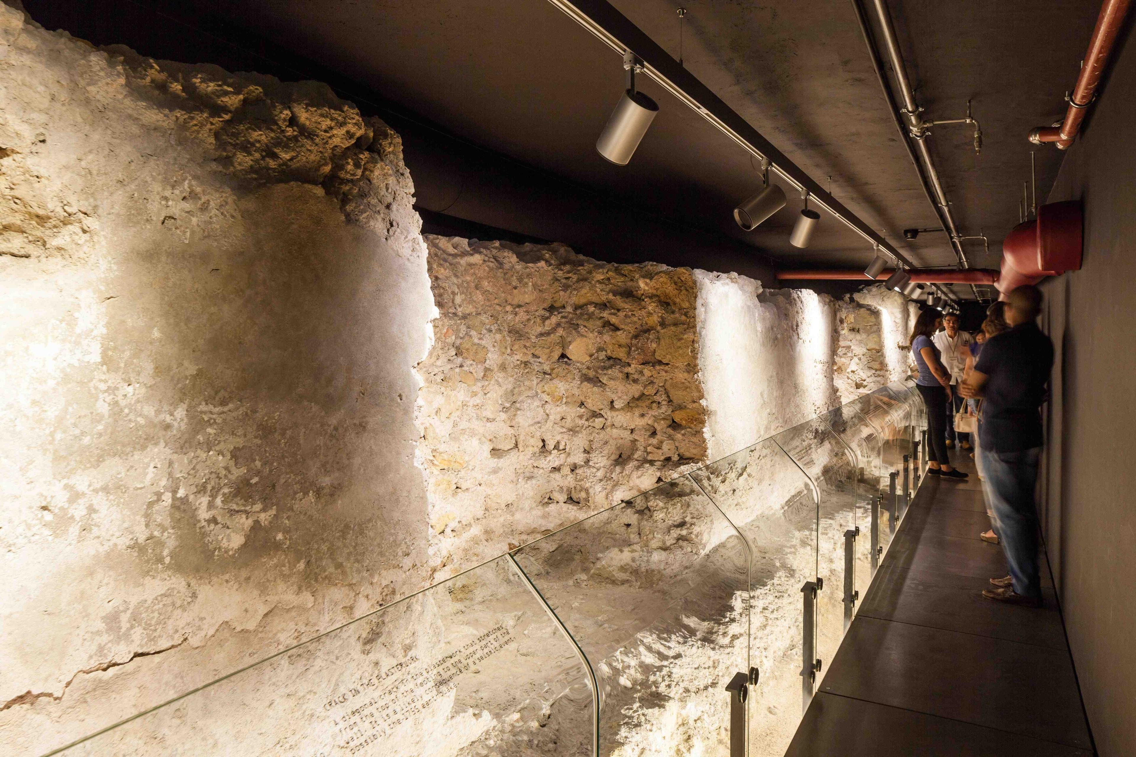 디니스 왕의 성벽