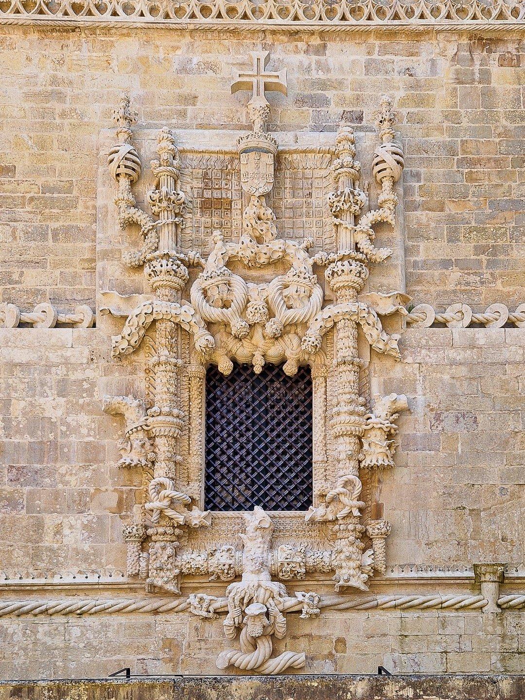 마누엘 양식 창문 (그리스도 수도원 챕터 하우스)