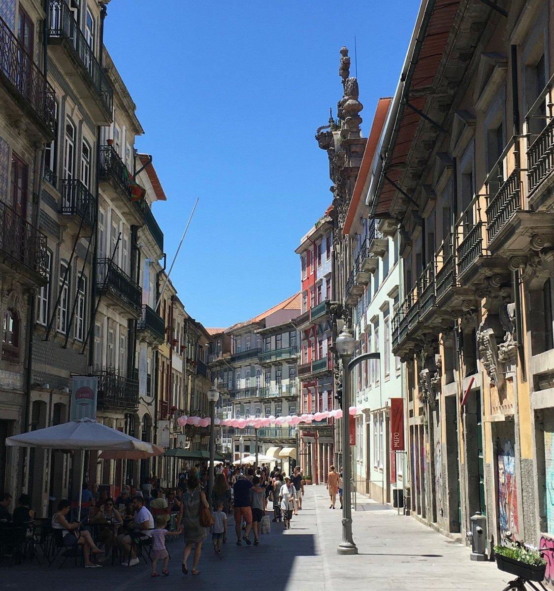 🚶 꽃의 거리 (후아 다스 플로르스)