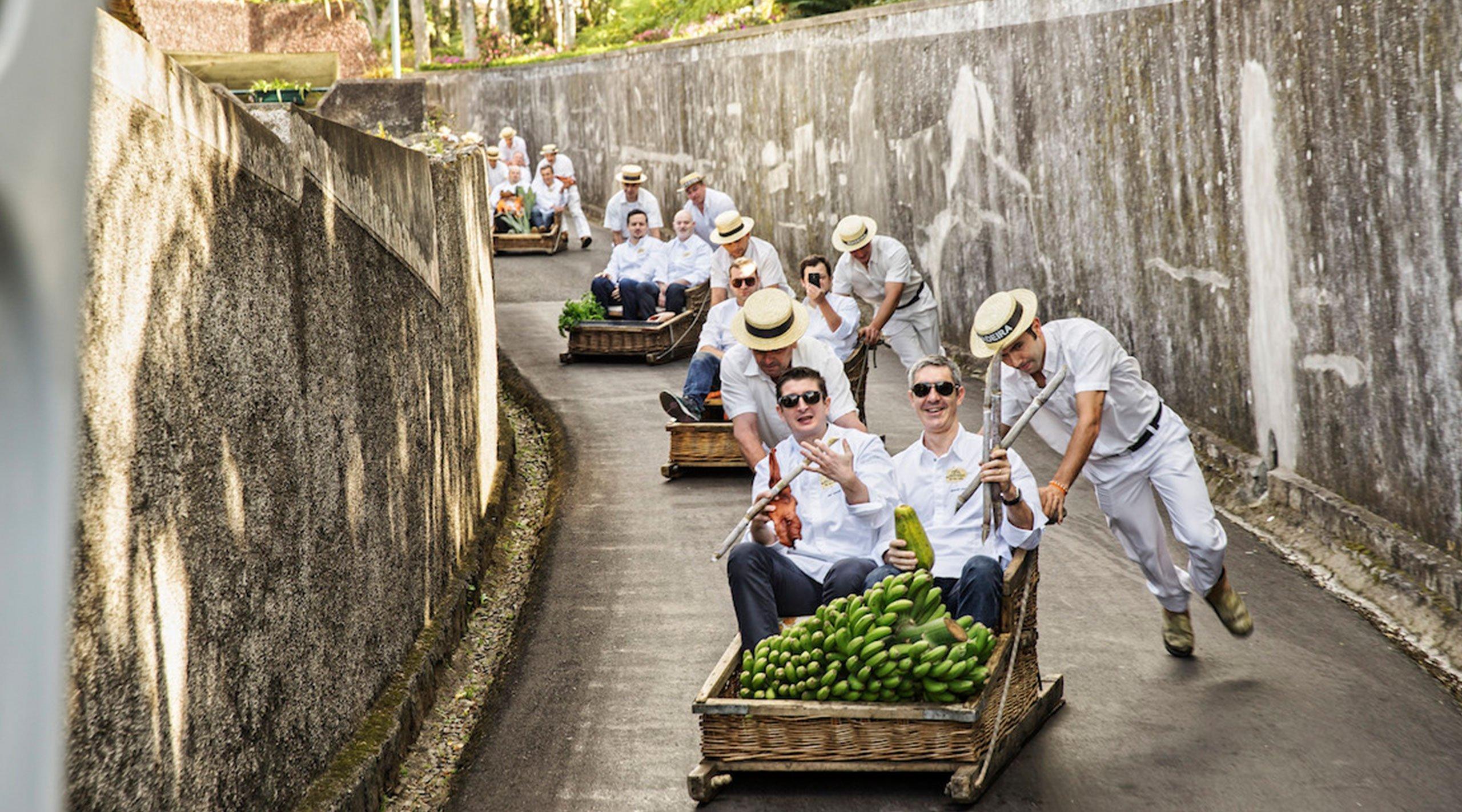 하차 지점 기념품 가게 앞