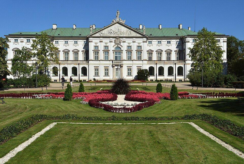 🏛️ 공화국 궁전(파와츠 제치포스폴리테이)