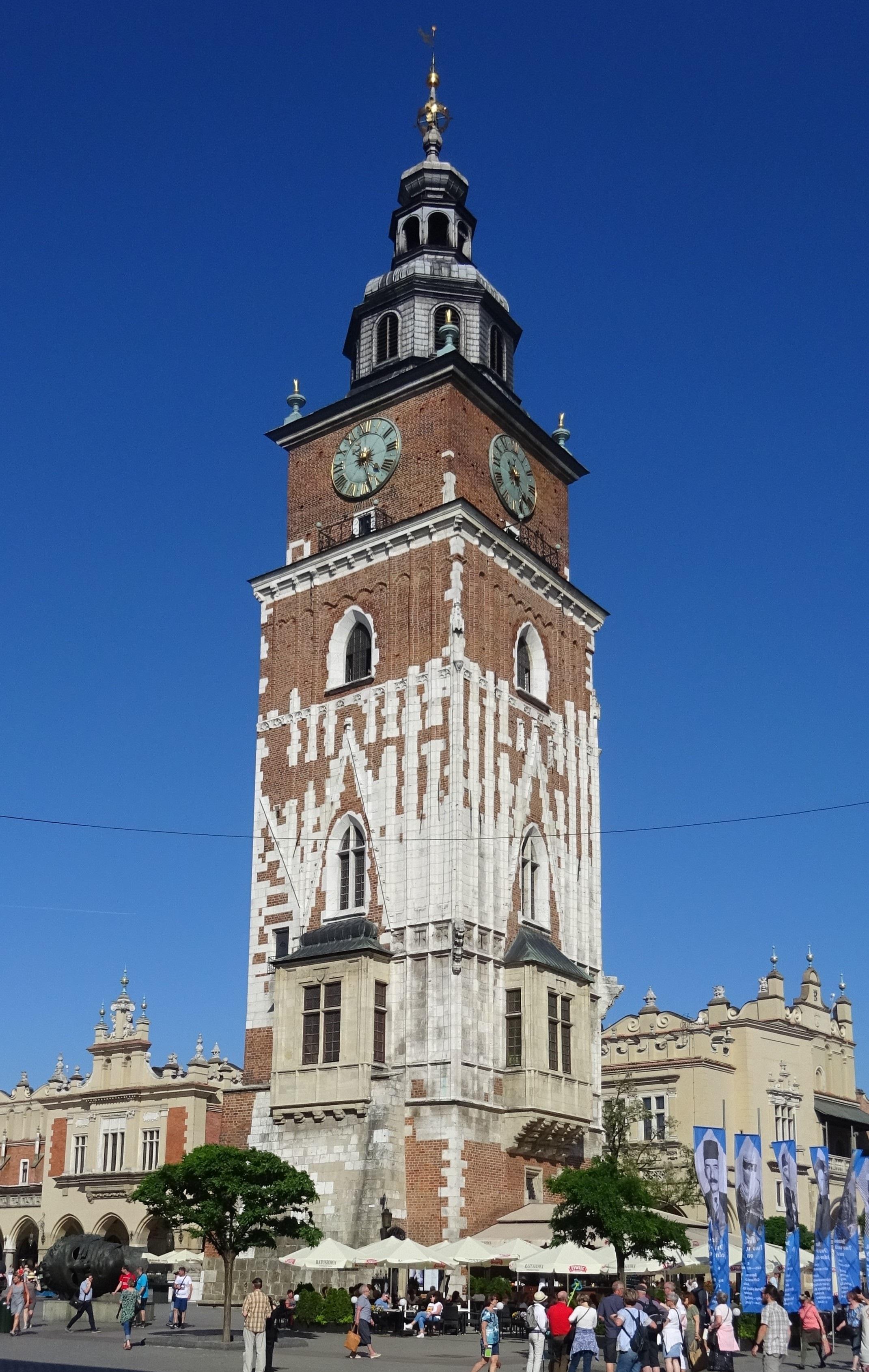 🏛️ 구 시청사 탑 (비에자 라투쇼바)