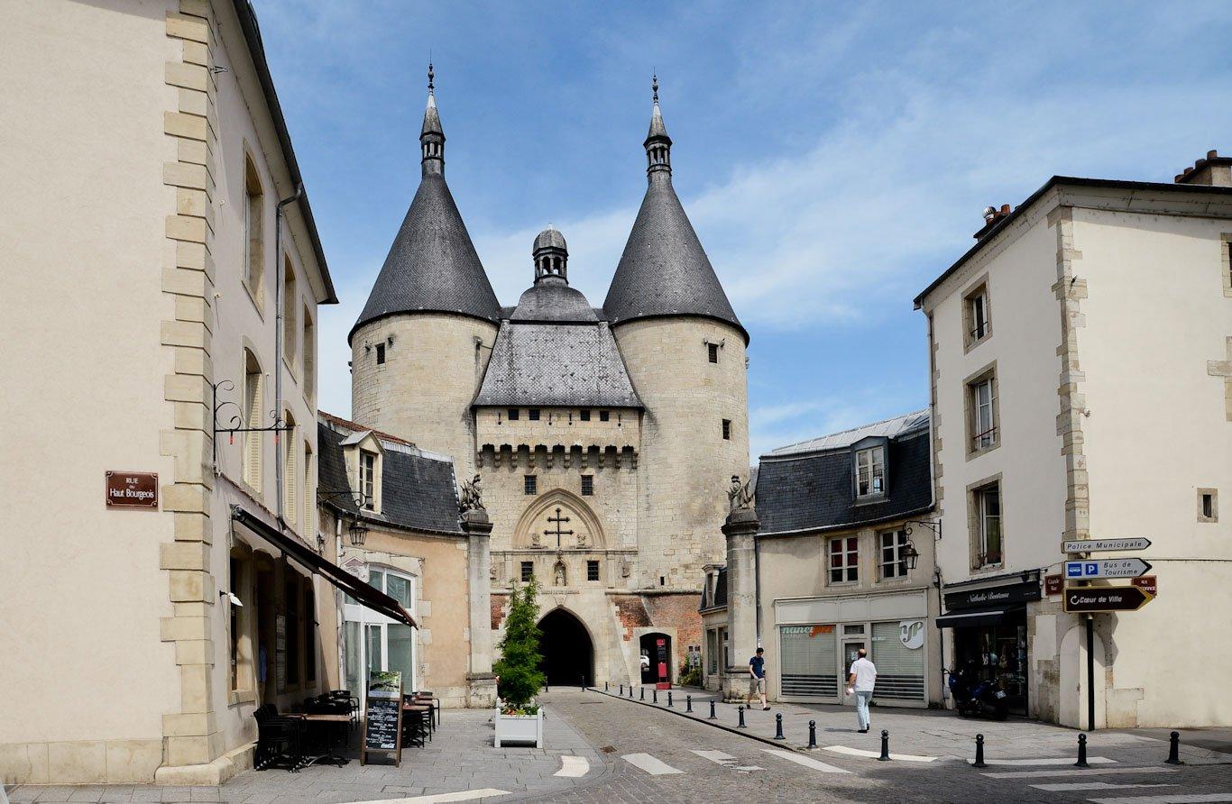 🏰 크라프 문(포르트 드 라 크라프)