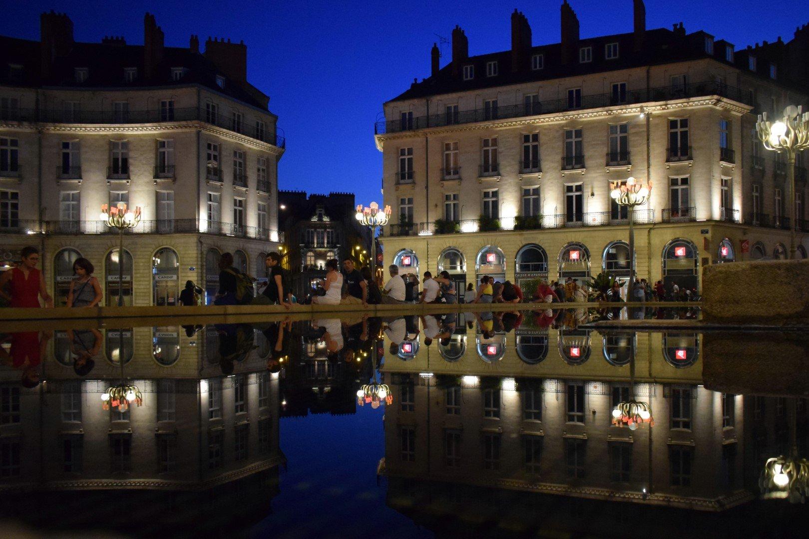 그라슬랭 광장에서 바라본 극장 야경