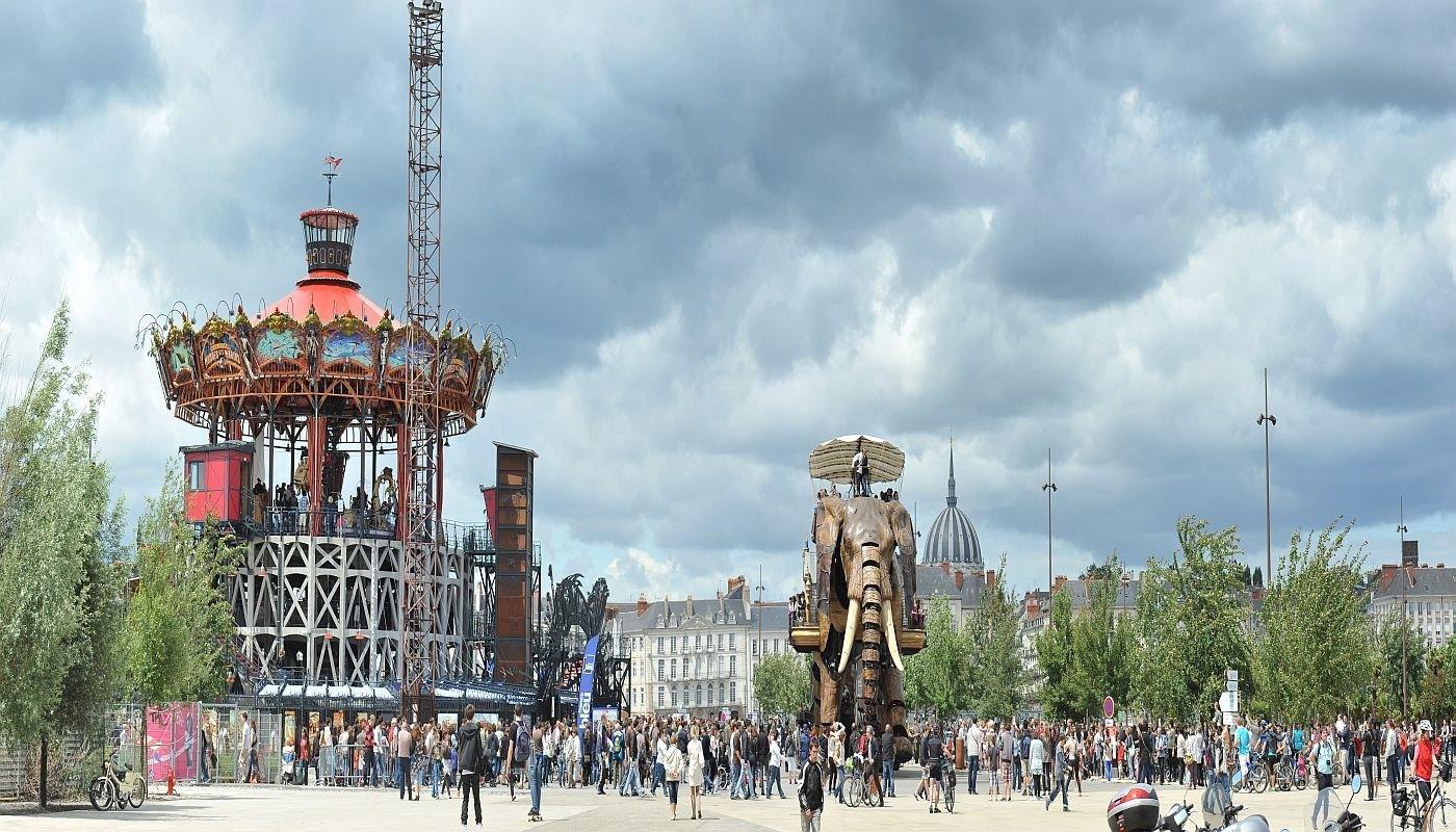 🐘 기계 섬(레 마쉰 드 릴)