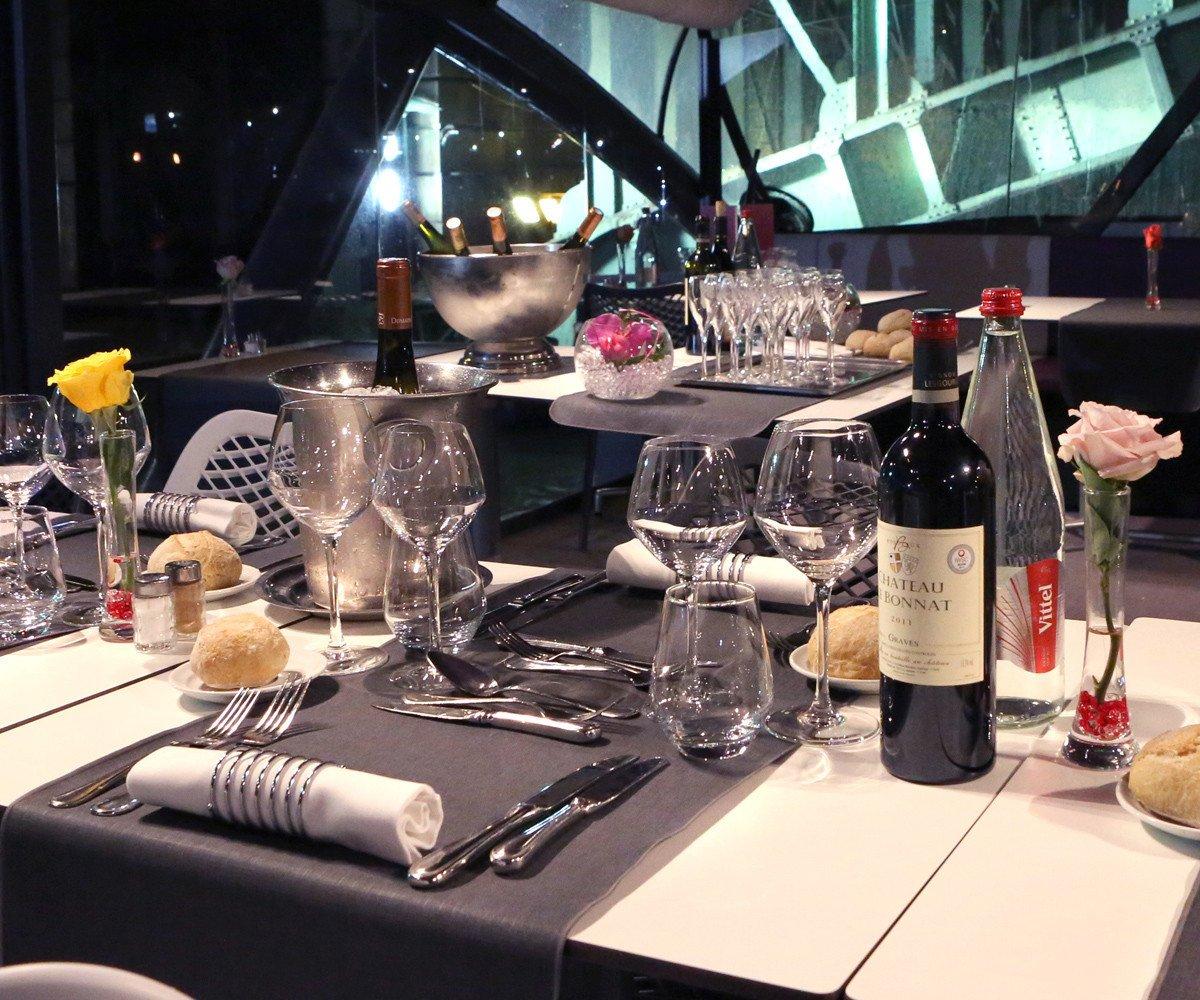 선상에서의 낭만적인 순간