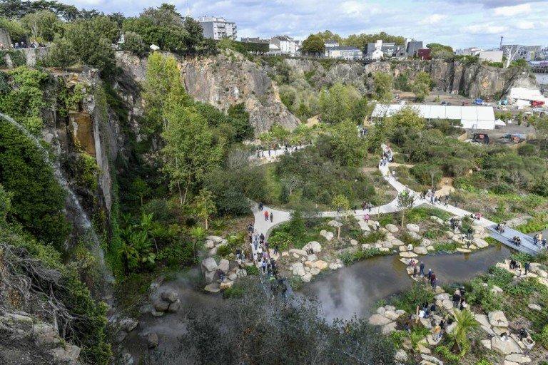 🌿 특별한 정원(자흐당 엑스트라오디네흐)