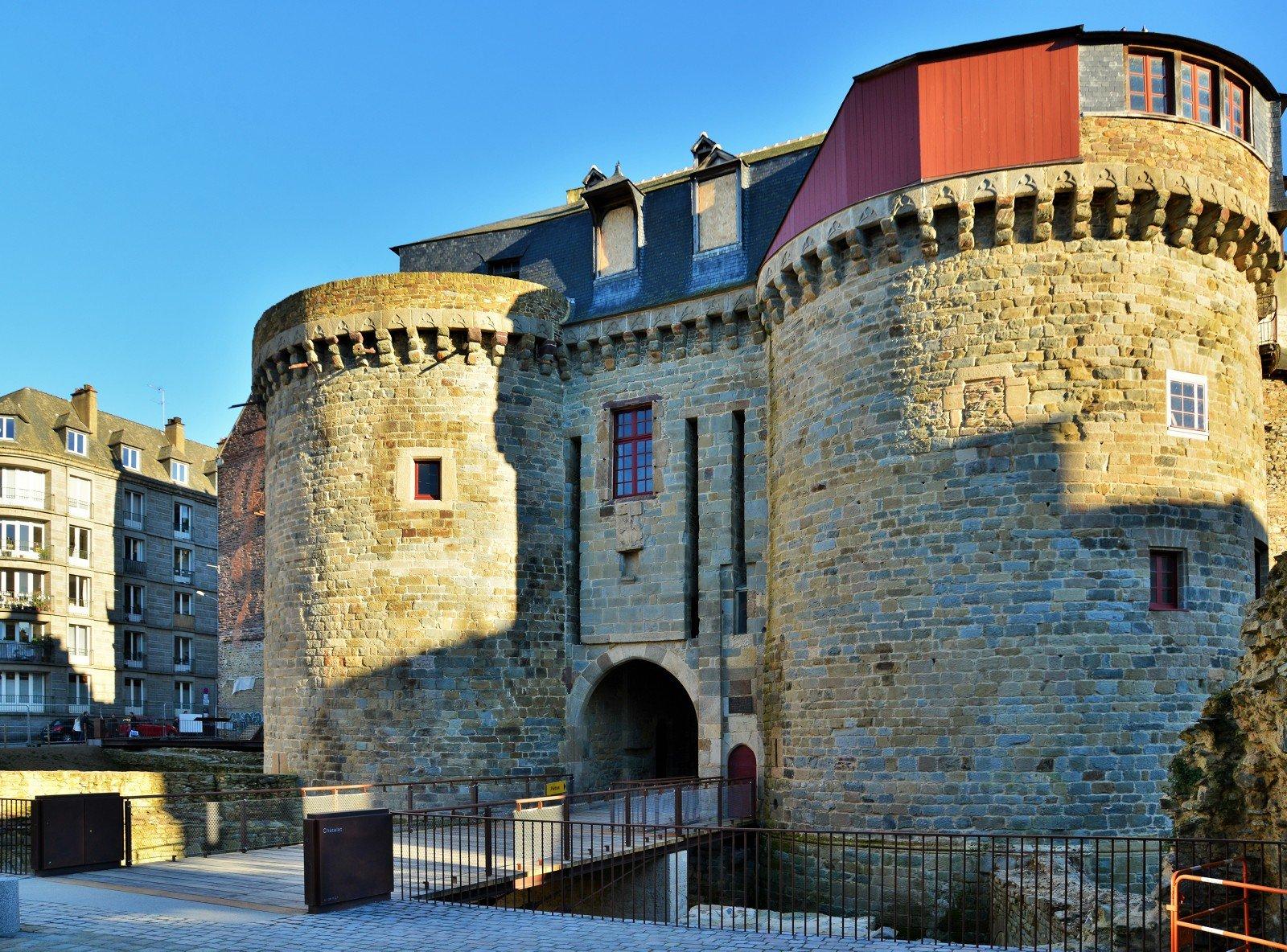 🏰 모르들레즈 문 (뽀흐뜨 모흐들레즈)