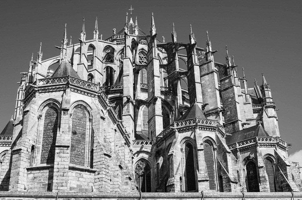 합창단 외부 플라잉 버트레스