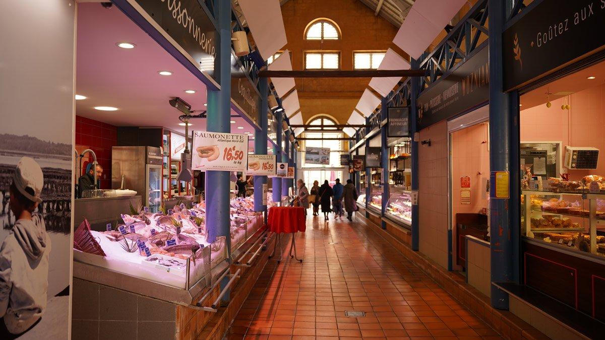 🛍️ 마르셰 쿠베르(Marché Couvert)