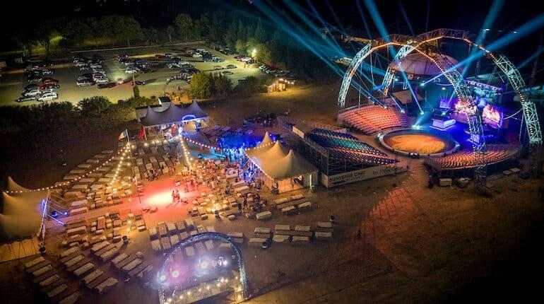 🎪 그뤼스 여름 쇼 (레 폴리 그뤼스 에스티발)