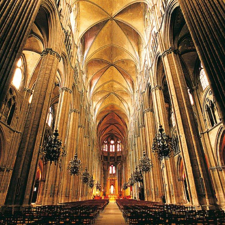 ⛪ 부르주 생테티엔 대성당