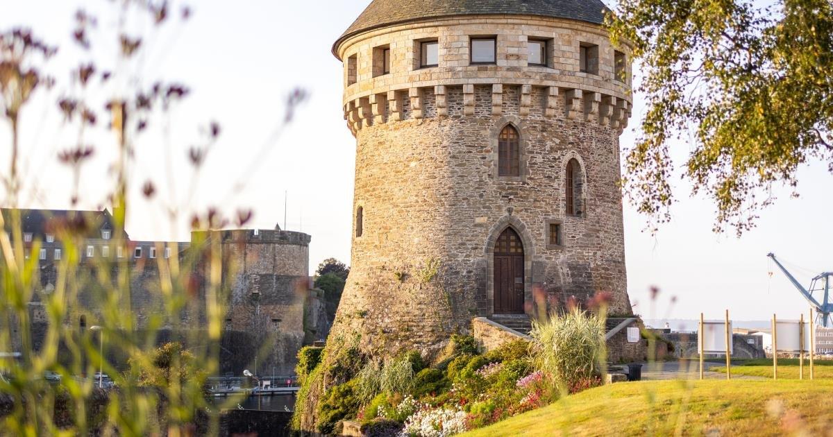 🏰 탕기 탑(투르 탕기)