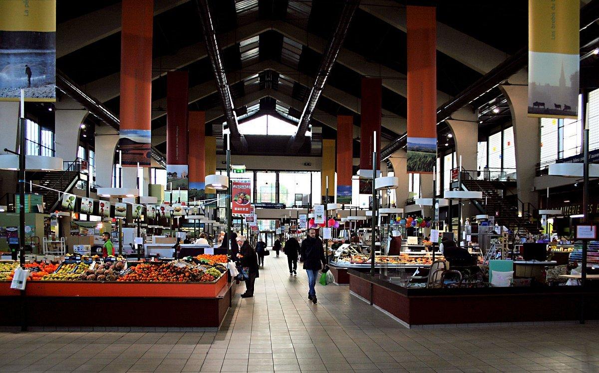 시장 1층 중앙 통로